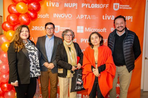 Inédita alianza público, privada y académica crea el primer probiótico chileno contra el Helicobacter Pylori