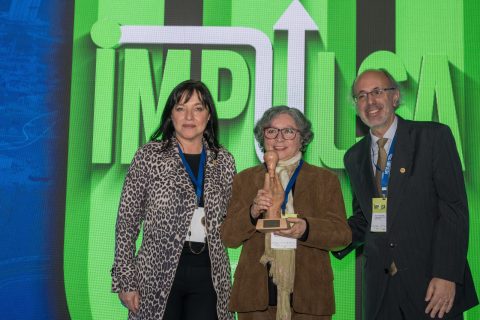Multigremial regional reconoció a la Dra. Apolinaria García en la categoría ‘Persona Innovadora’ 2023